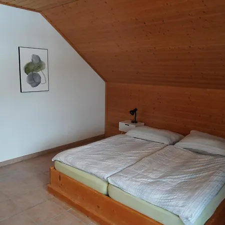 아파트 Zehentmoar